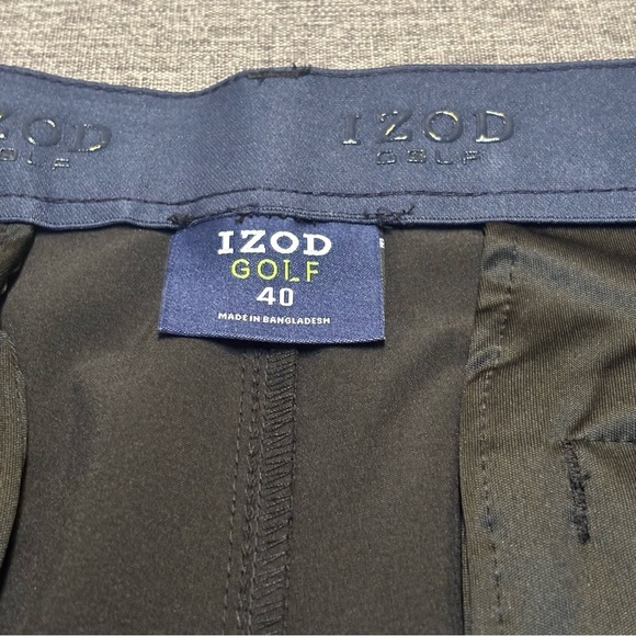 IZOD SWINGFLEX STRAIGHT FIT STRETCH GOLF SHORTS - BLACK - Picture 6 of 7